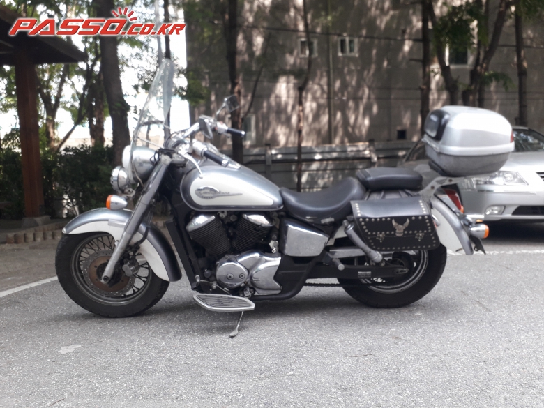 Honda 쉐도우 750 디럭스