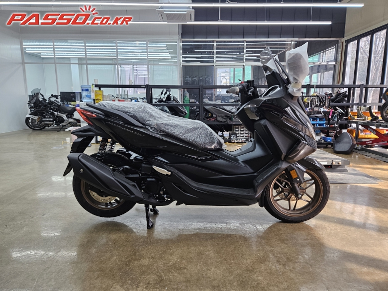 Honda 포르자 350