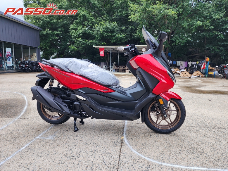 Honda 포르자 350