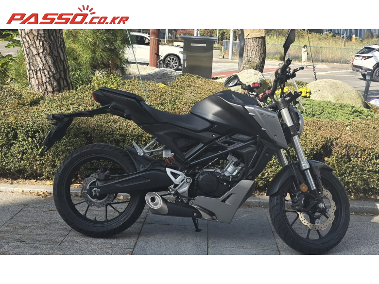 Honda CB 125 R