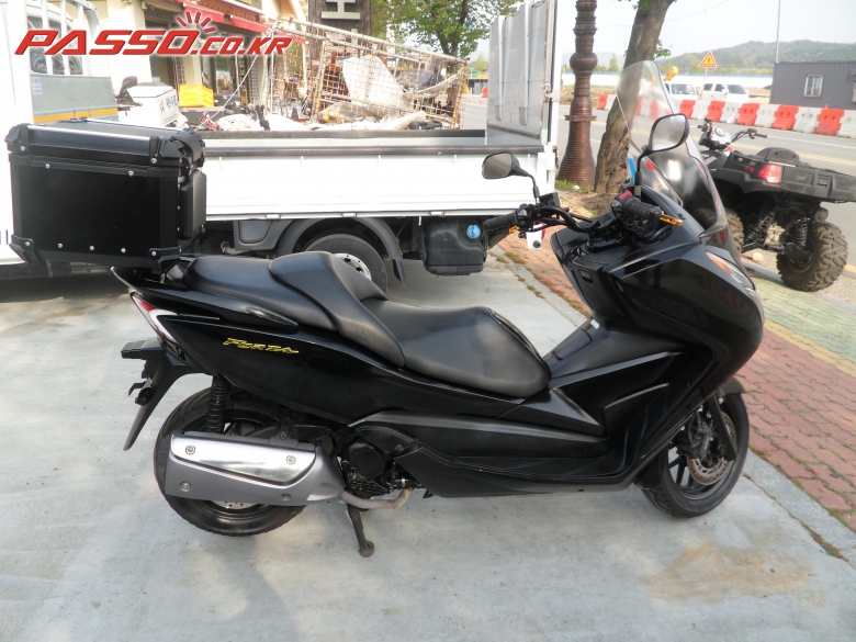 Honda 포르자 300