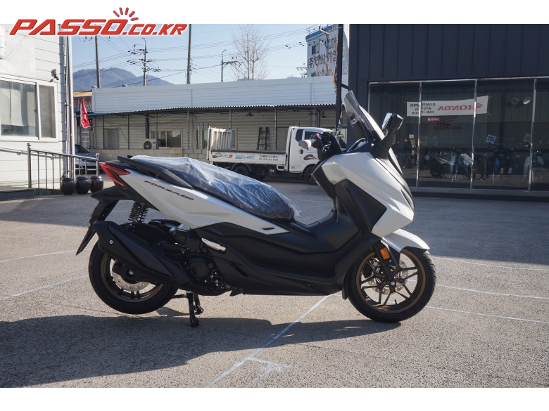 Honda 포르자 350