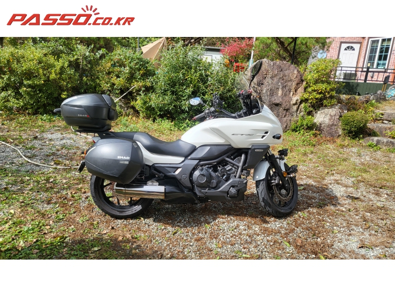 Honda CTX 700
