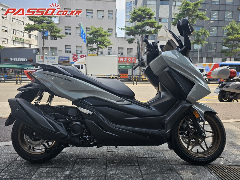 Honda 포르자 350