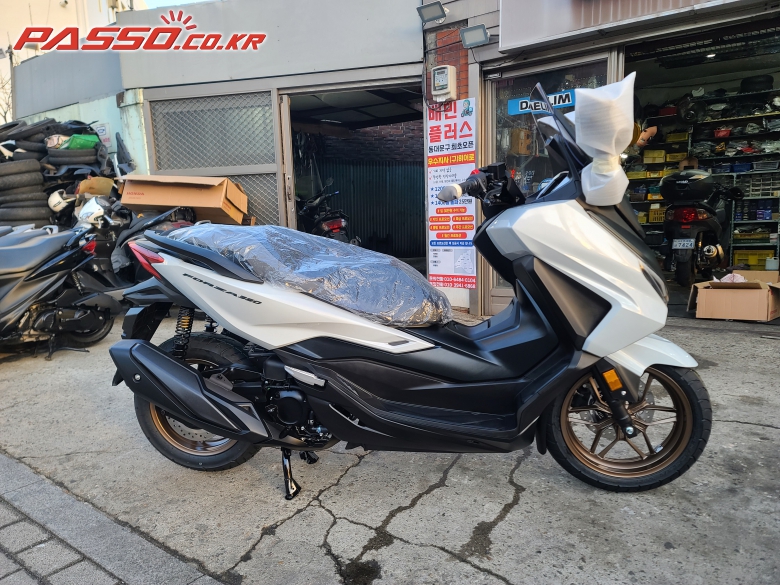 Honda 포르자 350
