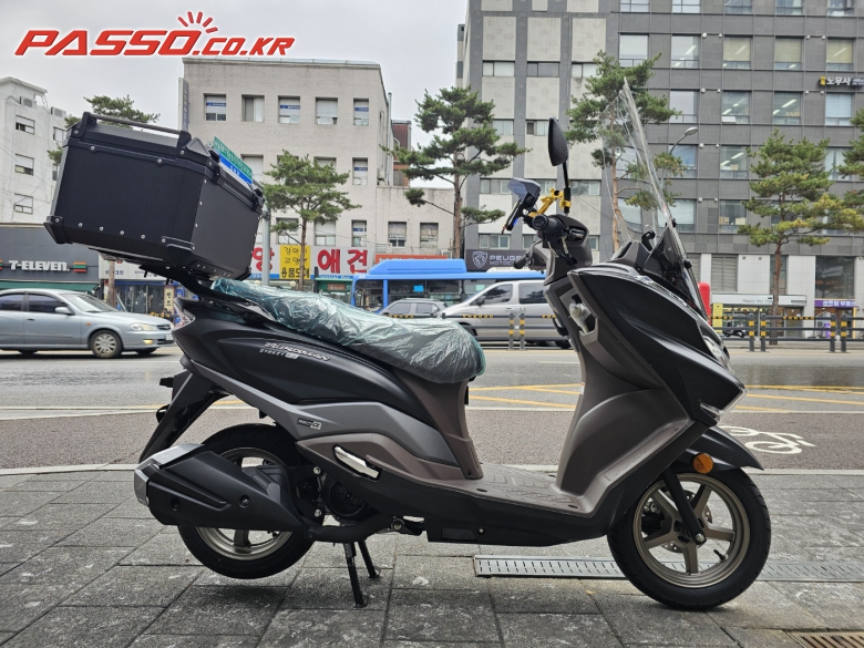Suzuki 버그만 스트리트 125 EX