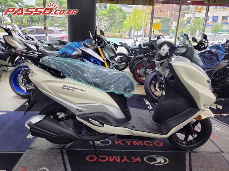 Suzuki 버그만 스트리트 125 EX
