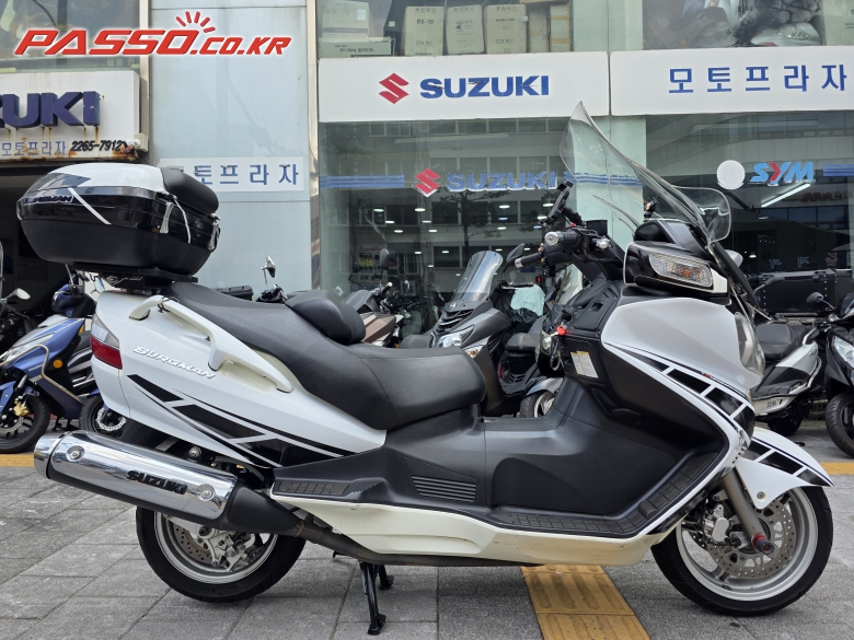 Suzuki 버그만 650 익스큐티브