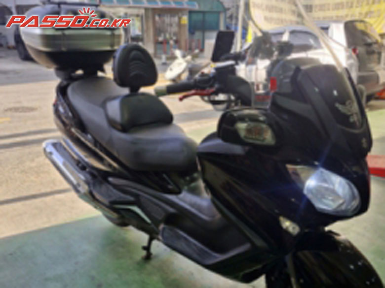 Suzuki 버그만 650 익스큐티브