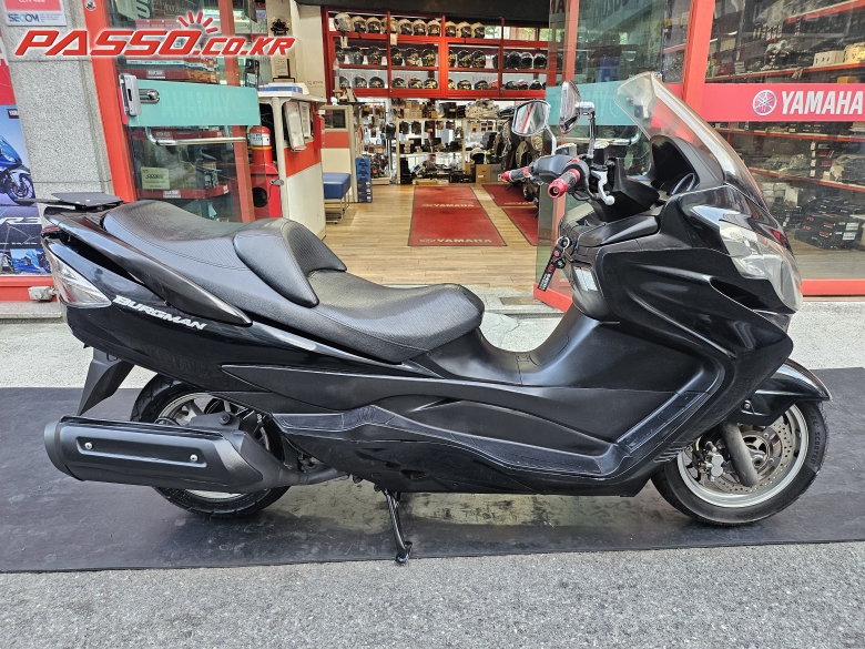 Suzuki 버그만 400