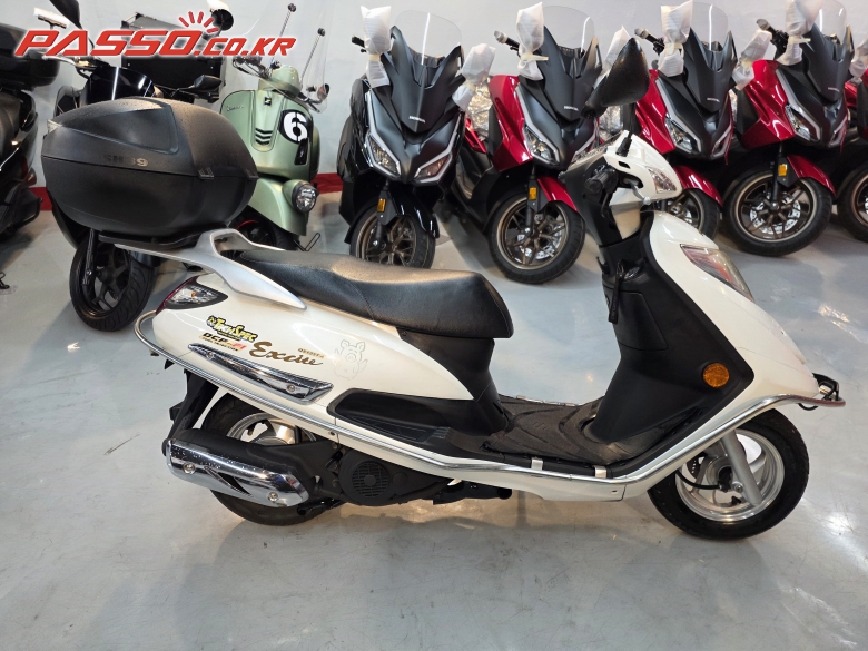Suzuki 익사이트 125