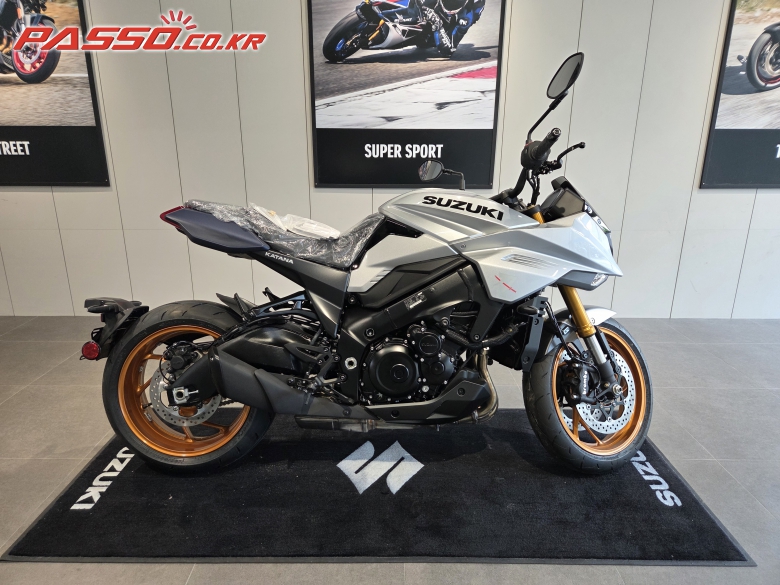 Suzuki 카타나 1000