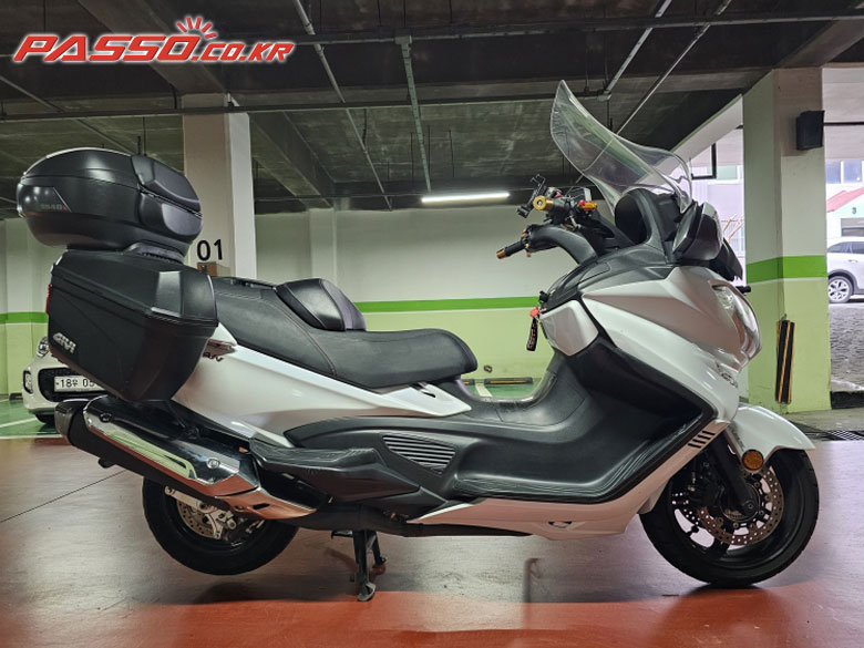 Suzuki 버그만 650 익스큐티브