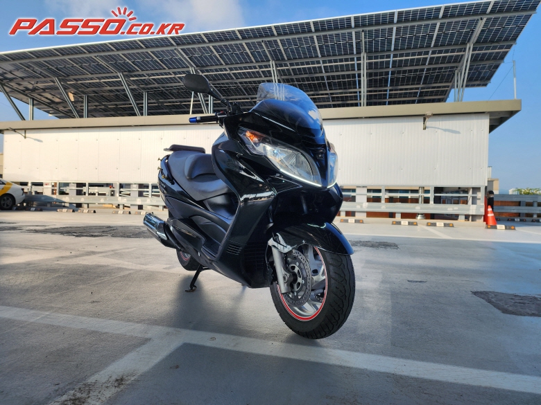 Suzuki 스카이웨이브 400