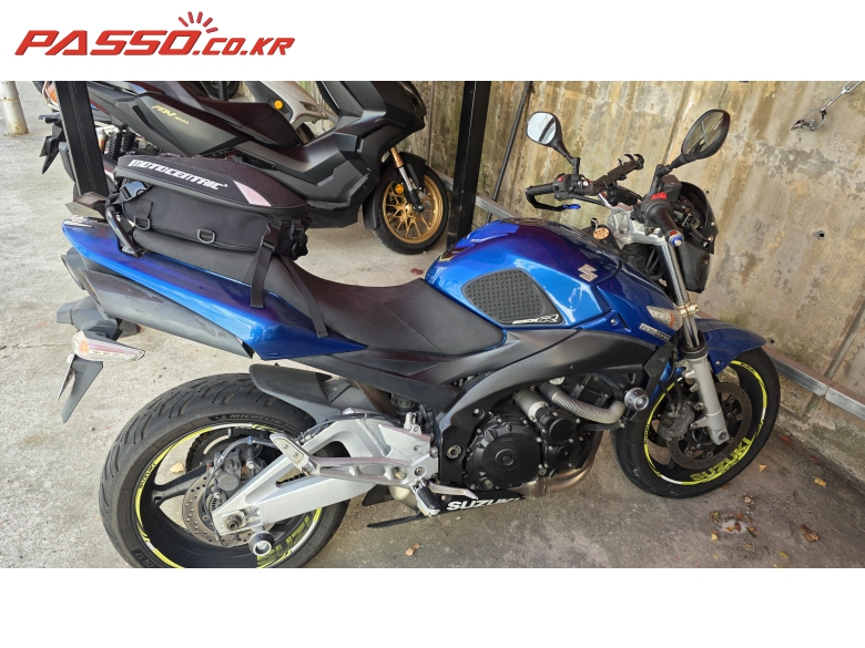 Suzuki GSX R 600