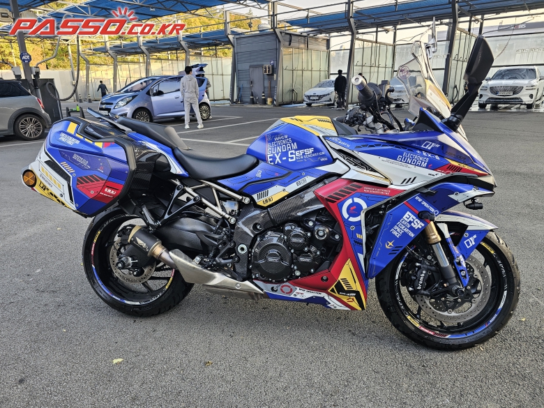 Suzuki GSX S 1000 GT