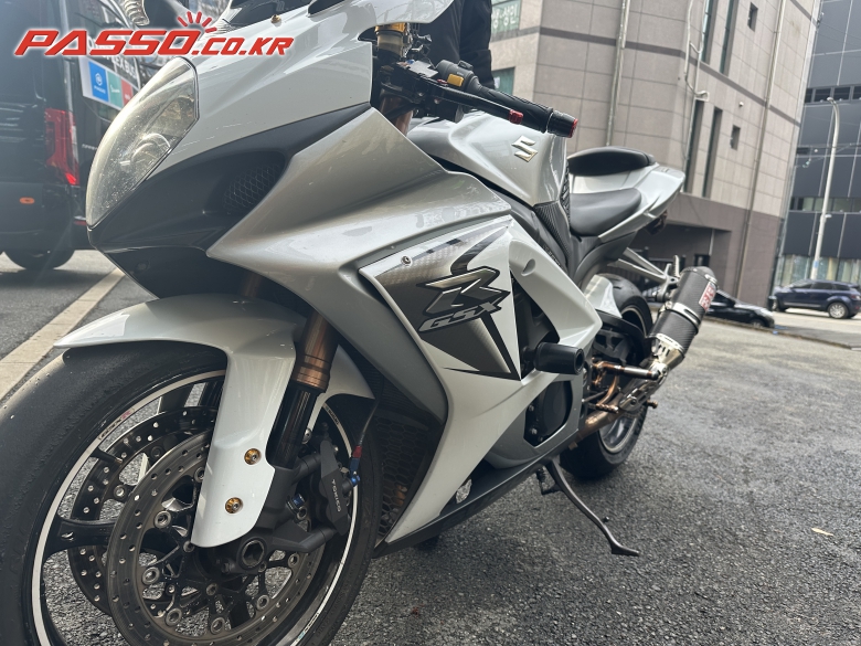 Suzuki GSX R 1000