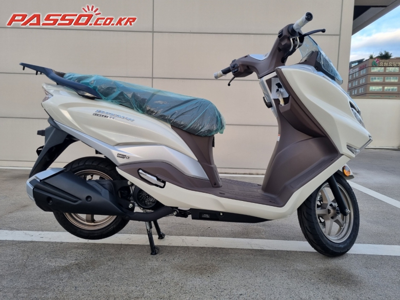 Suzuki 버그만 스트리트 125 EX