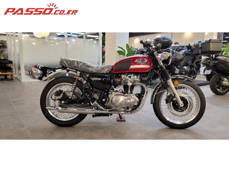 Kawasaki W 800