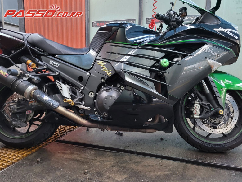 Kawasaki ZZR 1400