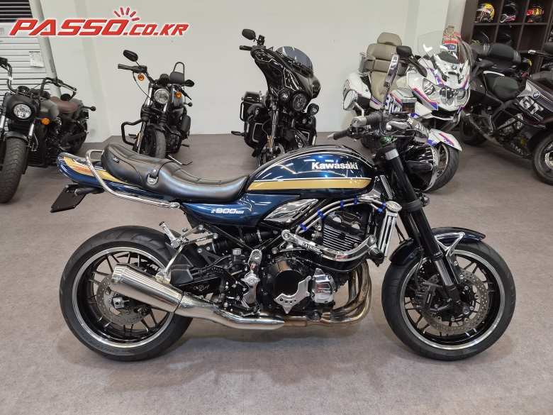 Kawasaki Z 900 RS ABS