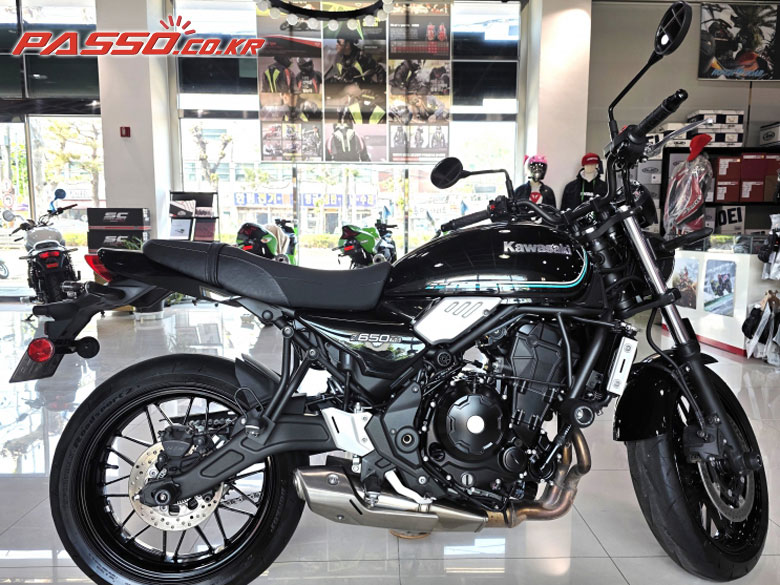 Kawasaki Z 650 RS ABS