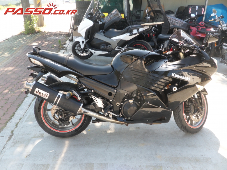 Kawasaki ZZR 1400
