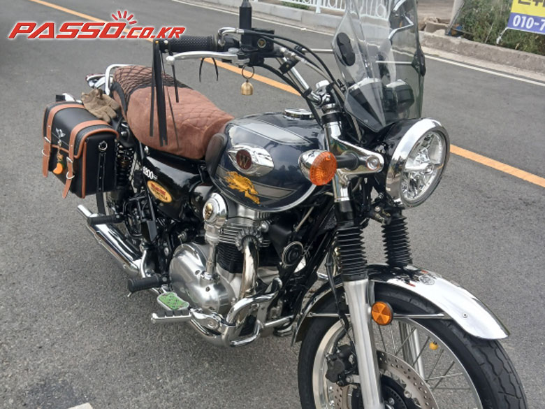 Kawasaki W 800