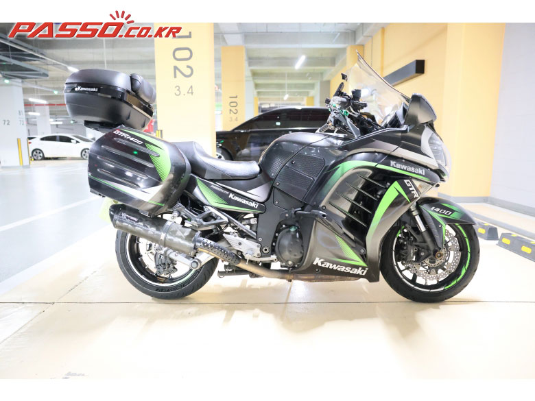 Kawasaki GTR 1400
