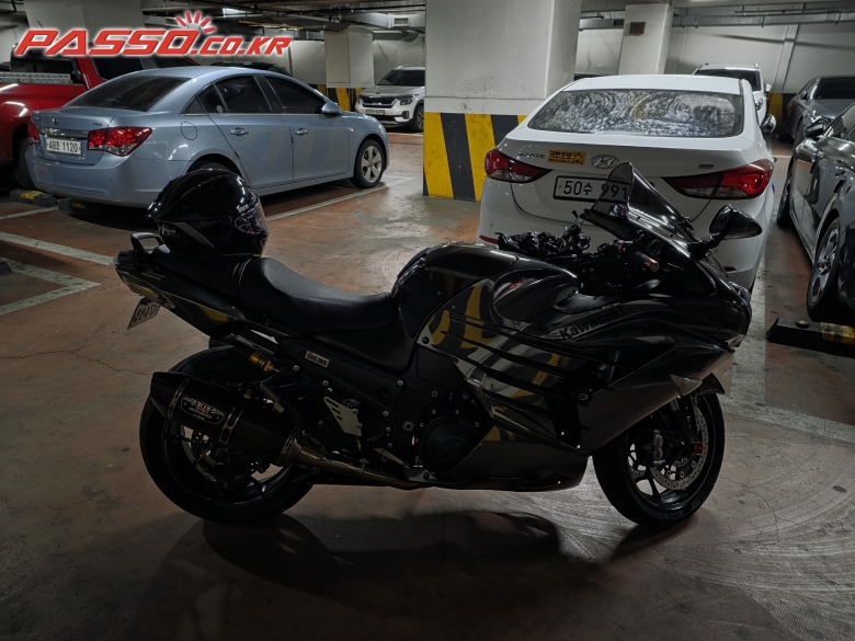 Kawasaki ZZR 1400