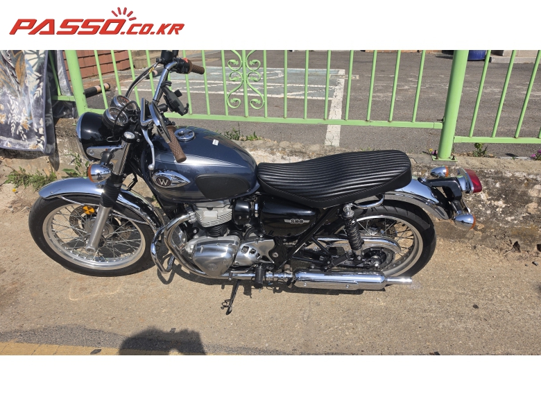Kawasaki W 800