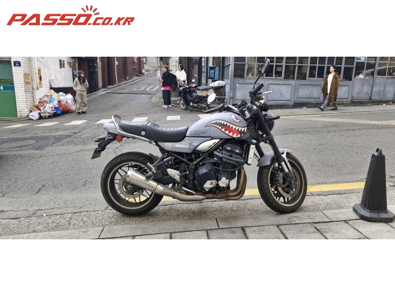 Kawasaki Z 900 RS ABS
