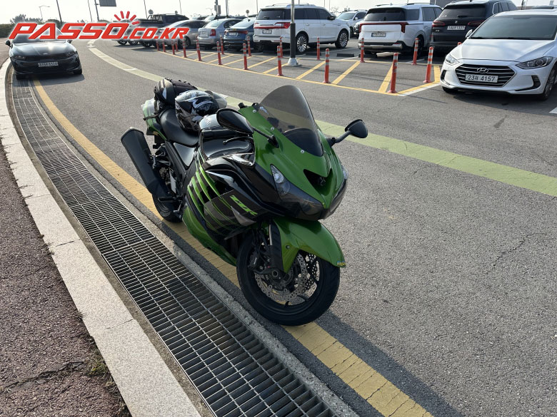Kawasaki ZZR 1400
