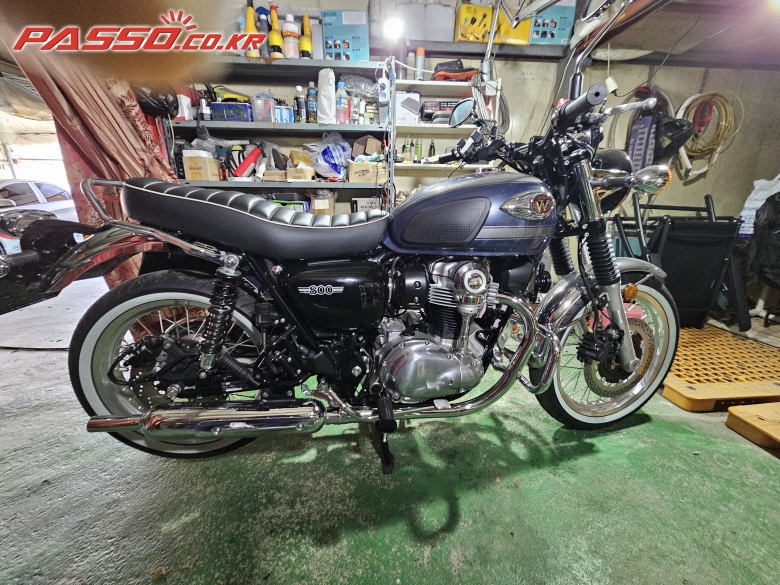 Kawasaki W 800