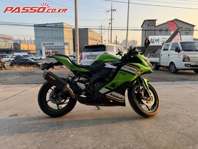 Kawasaki 닌자 ZX 4 RR