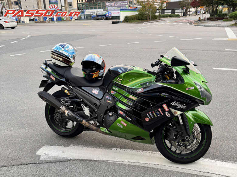 Kawasaki ZZR 1400