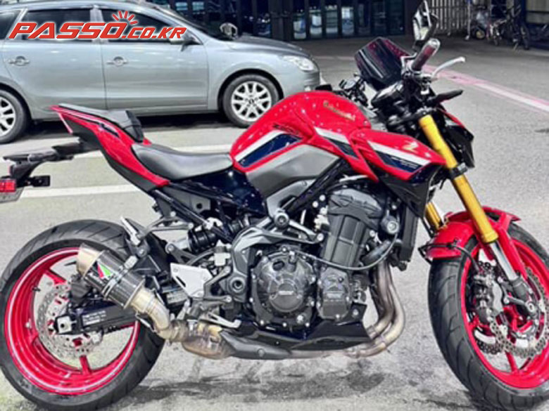 Kawasaki Z 900 RS ABS 50주년