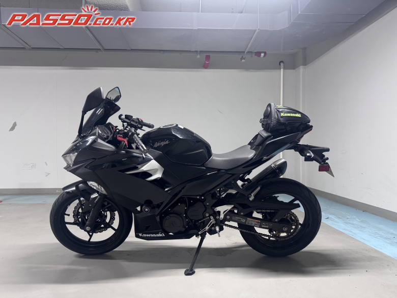 Kawasaki 닌자 400 ABS