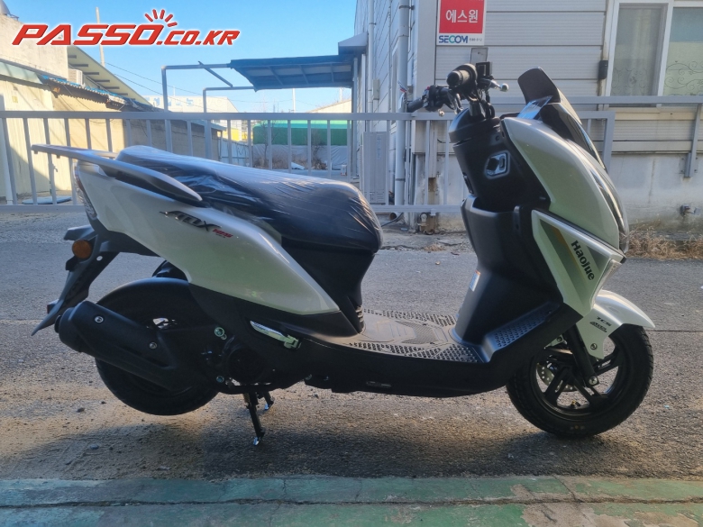 House ADX 125
