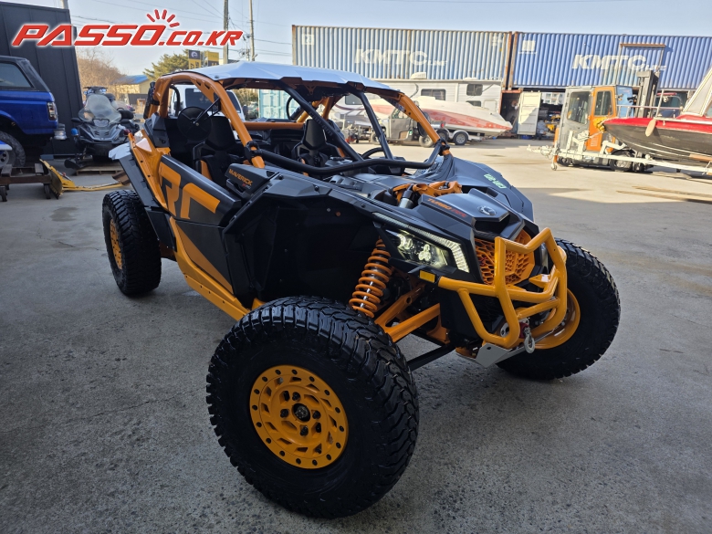 Can-Am 메버릭 X3 X RC 터보 R