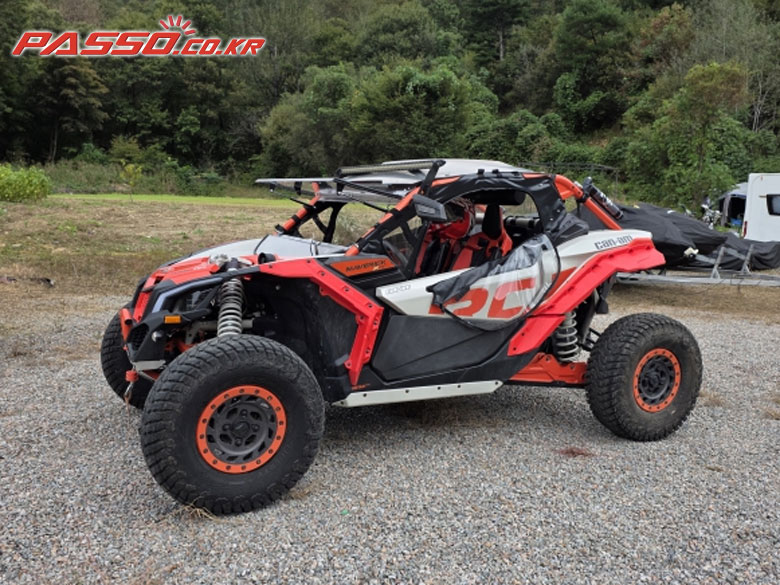 Can-Am 메버릭 X3 X RC 터보 R
