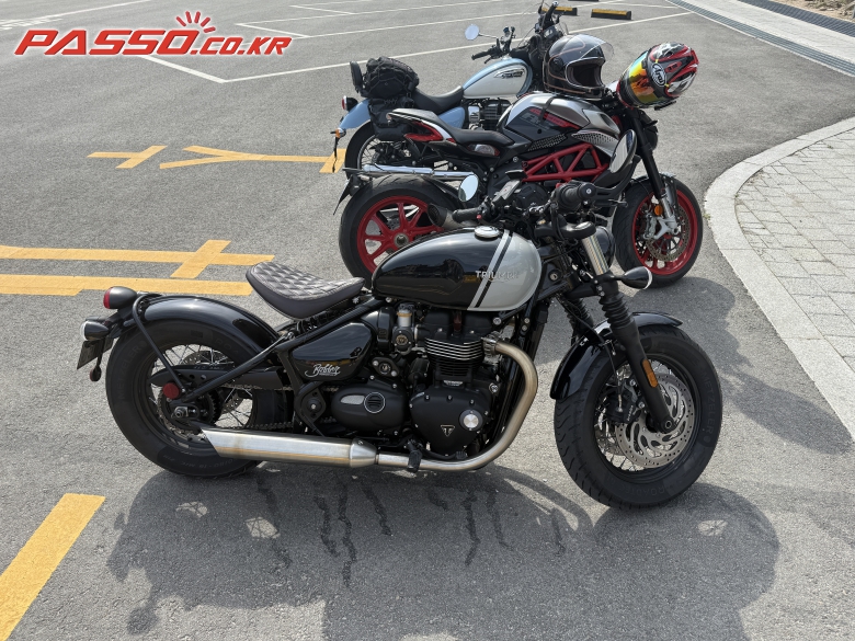 Triumph 본네빌 바버