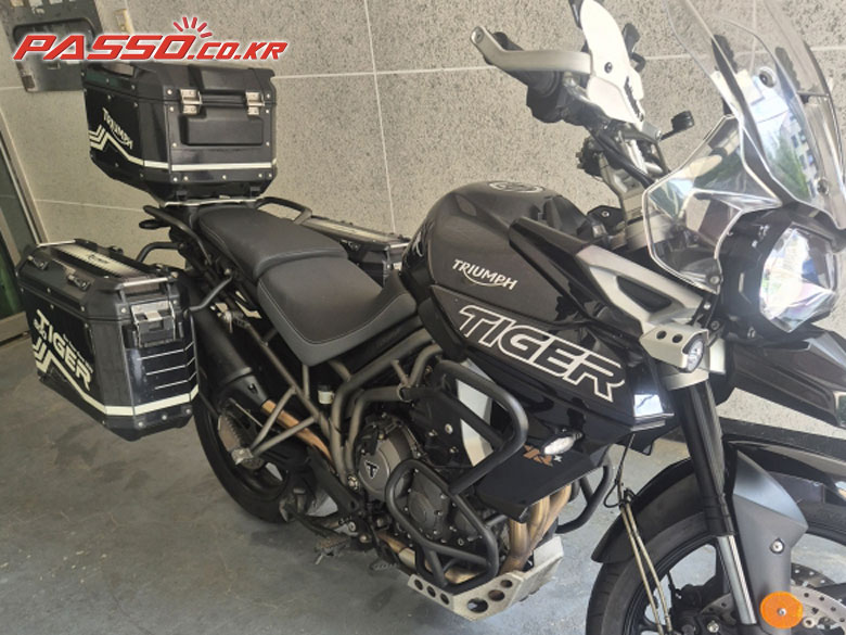Triumph 타이거 800