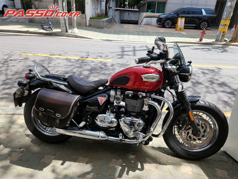 Triumph 스피드 마스터