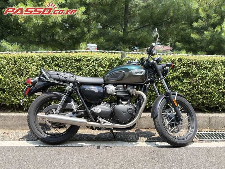Triumph 본네빌 T100