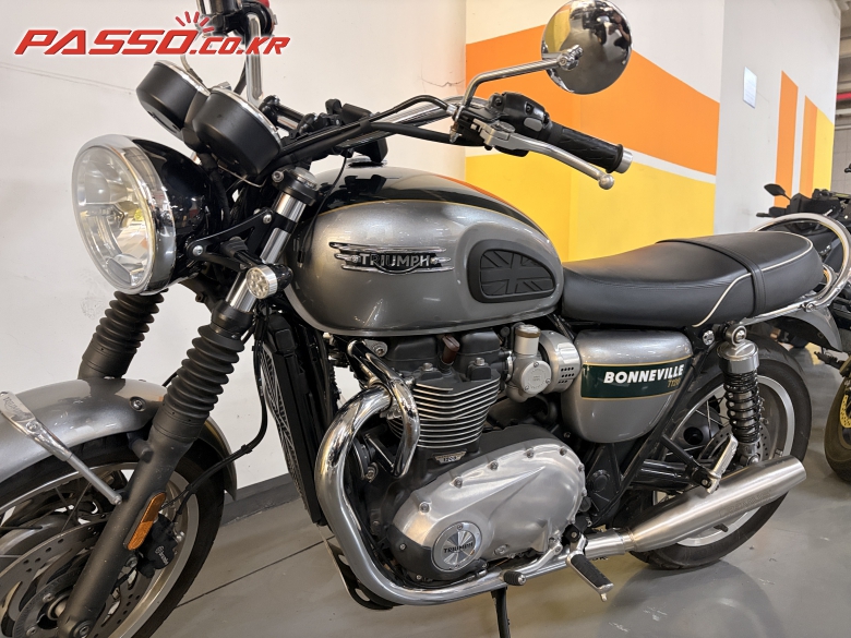 Triumph 본네빌 T120