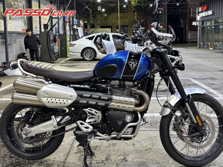 Triumph 스크램블러 1200 XC