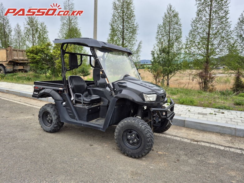 KYMCO UXV 700 i