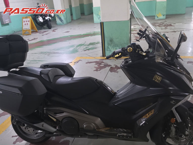 KYMCO AK 550 i