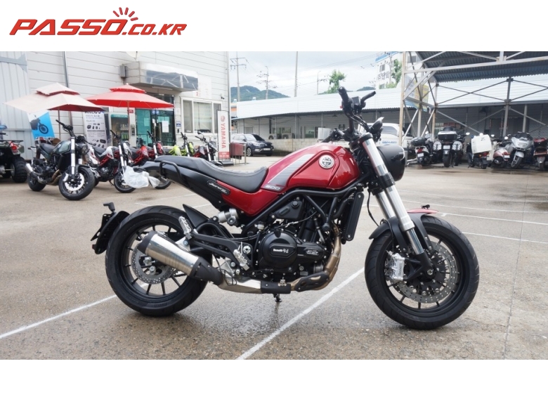 Benelli 레온치노 500
